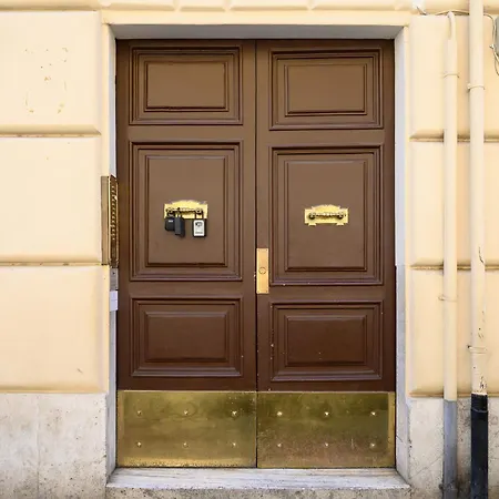 O Magenta Baylon B Pensión