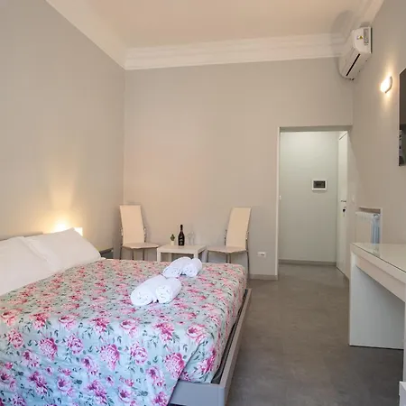 O Magenta Baylon B Pensión