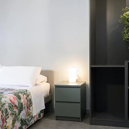 O Magenta Baylon B Pensión 4*