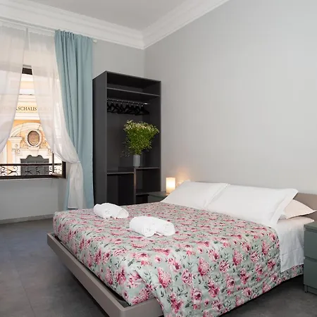 O Magenta Baylon B Roma